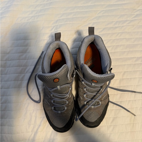 Merrell Hiking Shoes - Picture 2 of 5